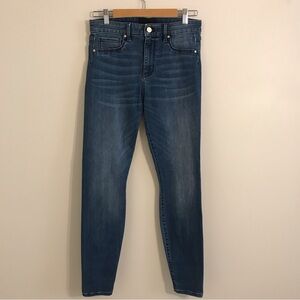 WHBM High Rise Denim Legging -Jeanie Denim